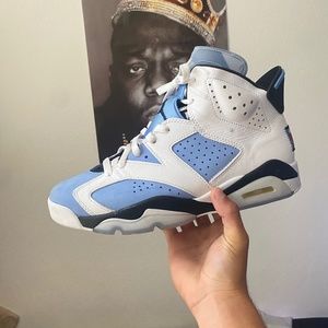 Jordan 6 UNC SIZE 9